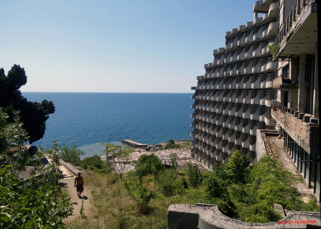 Крым Лазурное пансионат руины море